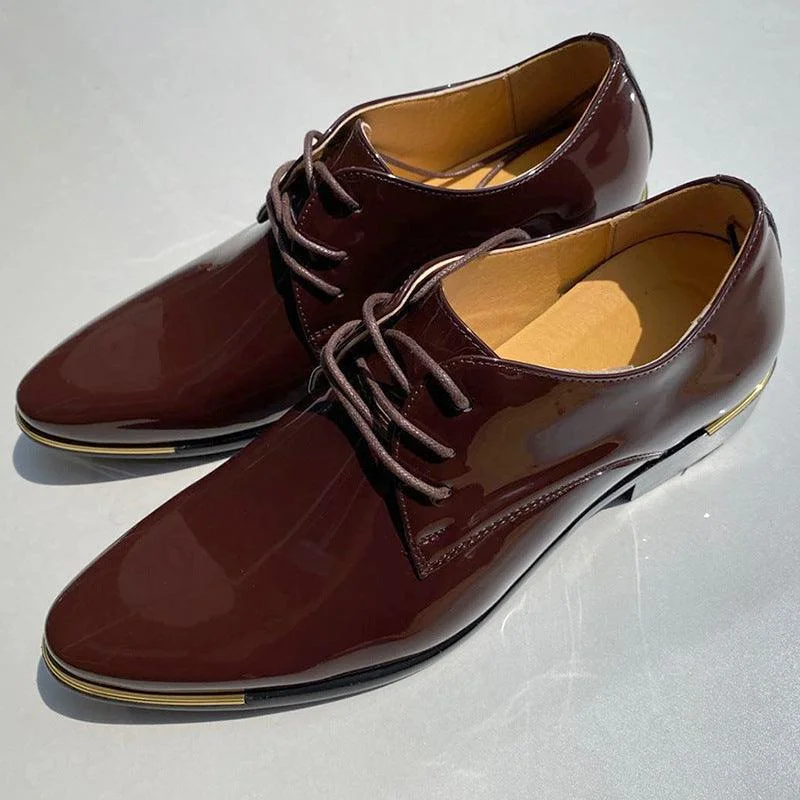 men’s dress shoes with slim profile-Pointed Toe Retro British Men's Business Casual Leather Shoes