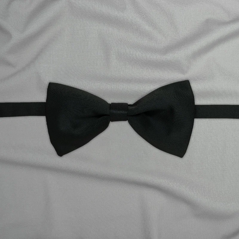 Men's tie with modern stripes-After 8 Black Solid Bowtie