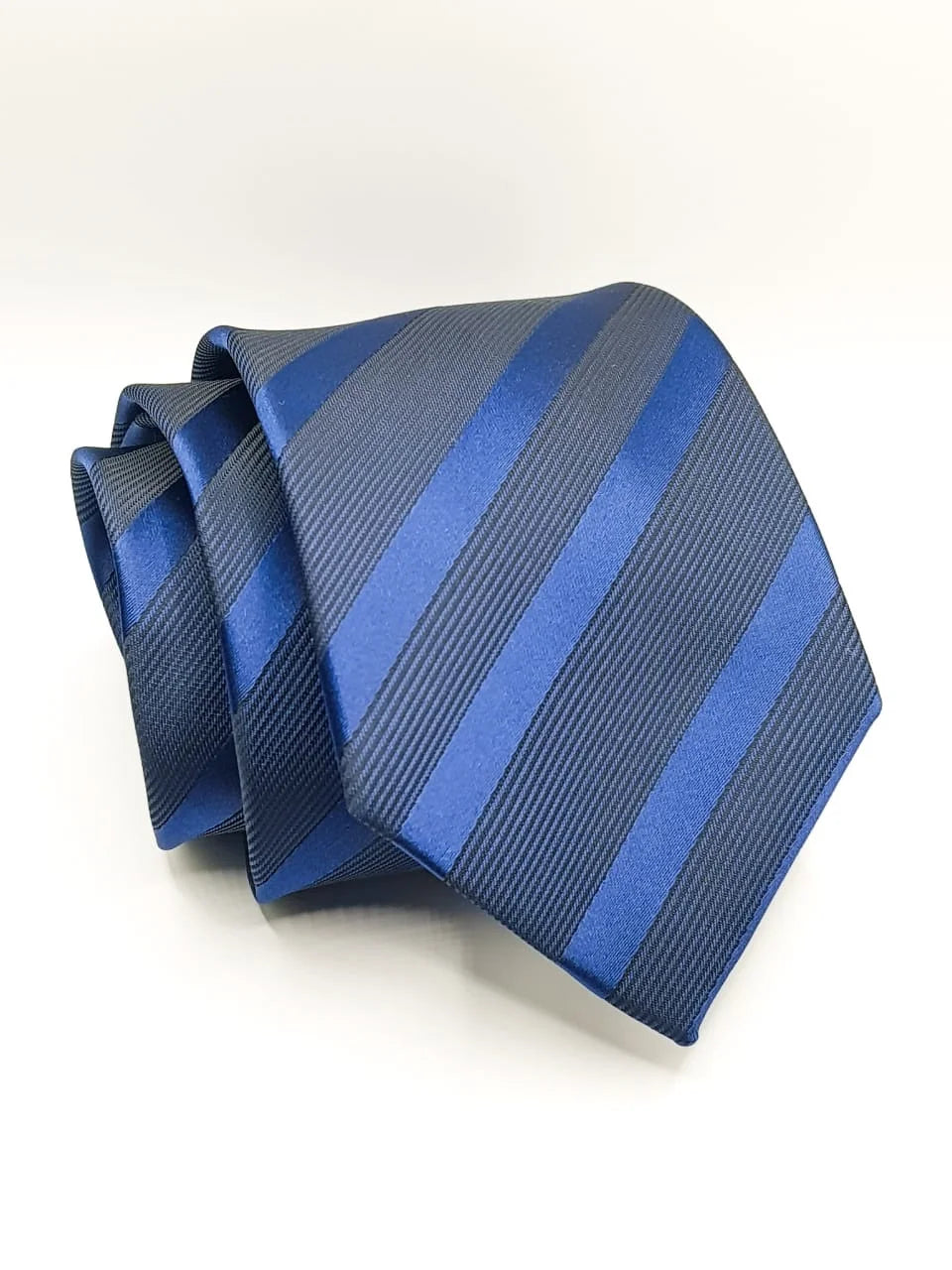 Men's necktie for holiday dinner-Blue Tie With Pocket Square