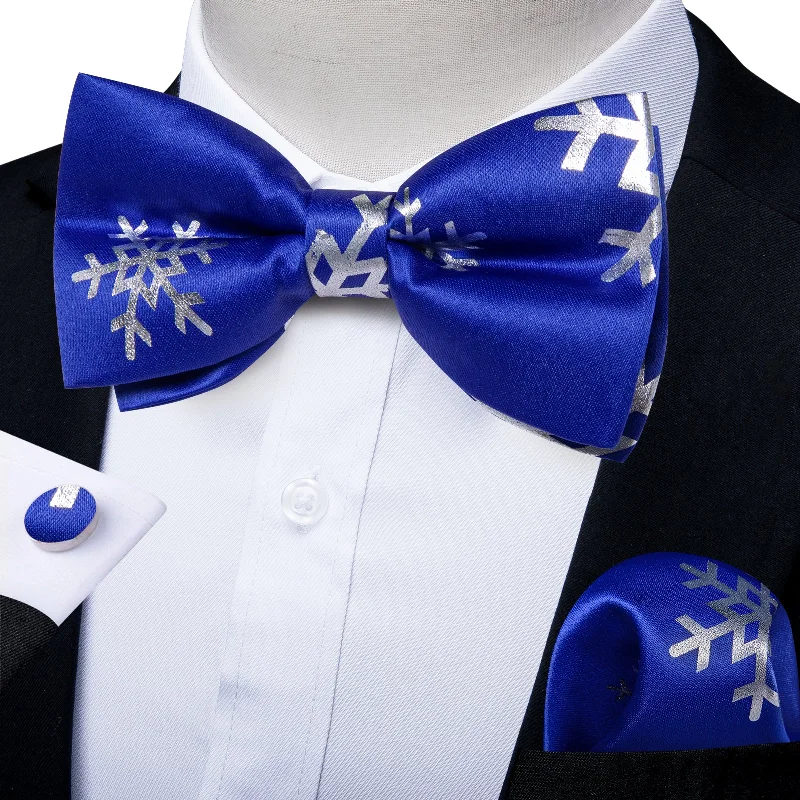 Men's tie with a diamond pattern-Christmas Silver Snowflake Blue Solid Silk Men's Pre-Bowtie Pocket Square Cufflinks Set