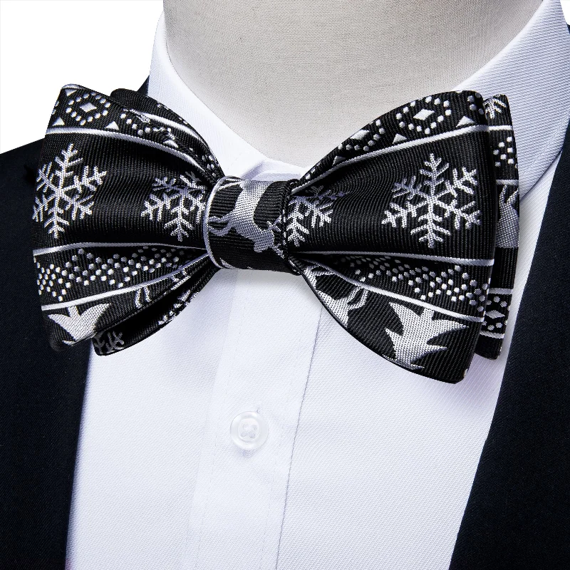 Men's tie with unique textures-Christmas White Snowflake Black Solid Silk Bowtie Pocket Square Cufflinks Set