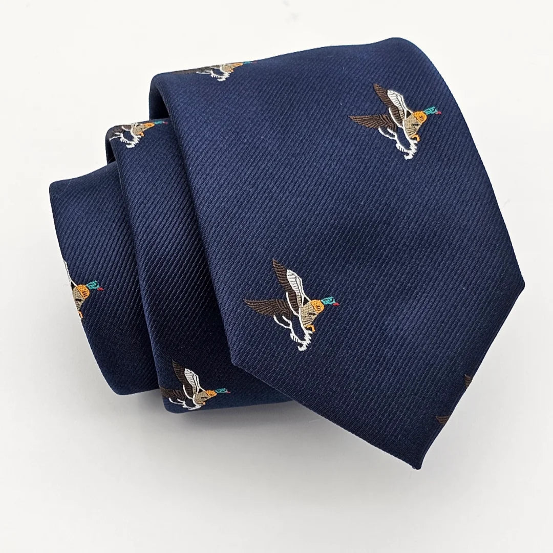 Men's tie for upscale business meetings-Dark Blue Tie Been with Pocket Square