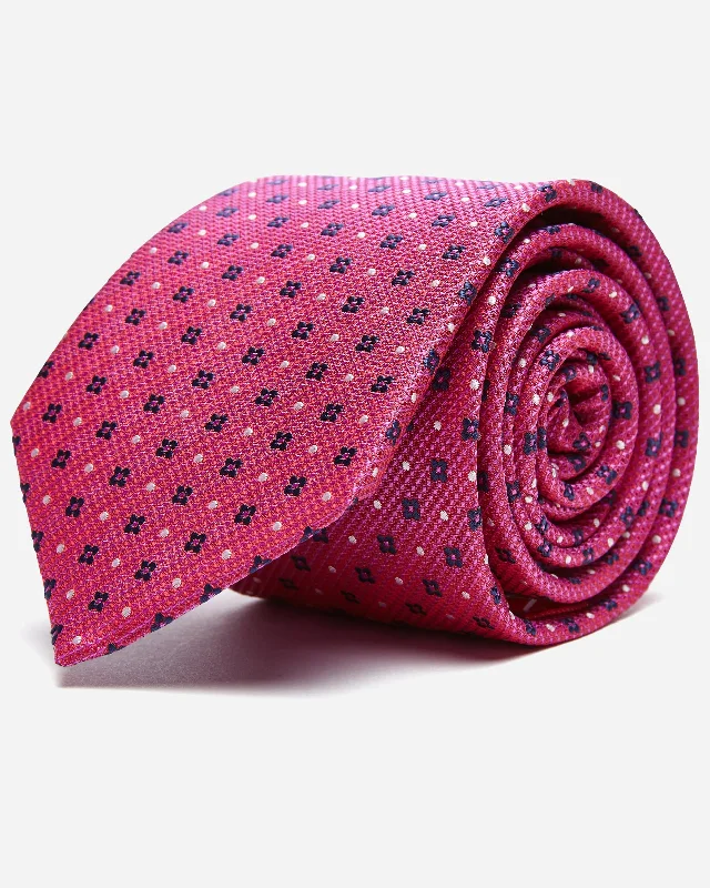 Stylish men's tie with a bold design-Douglass Silk Tie