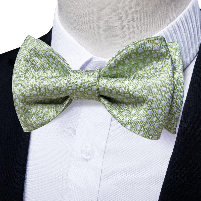 Men's tie with a sophisticated pattern-Green Dotted Floral Silk Bowtie Pocket Square Cufflinks Set