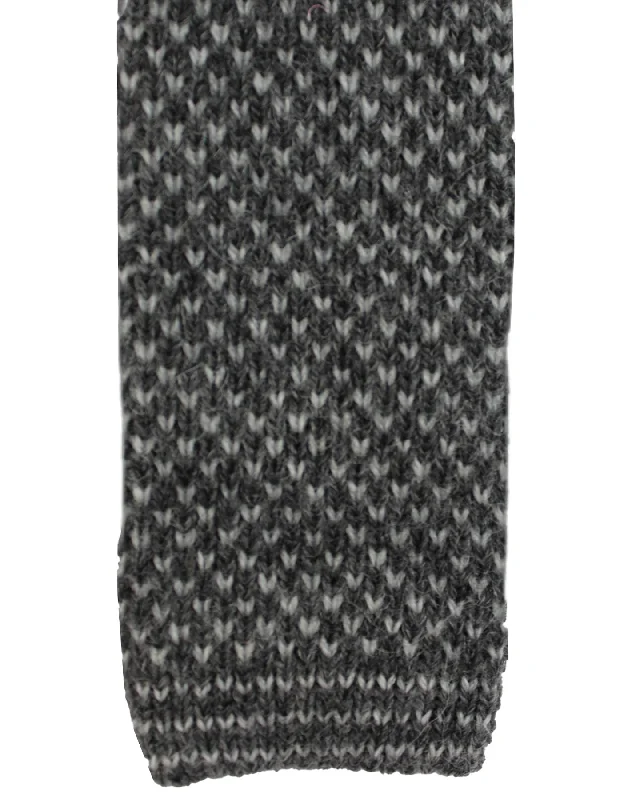 Stylish tie for professional men-Kiton Square End Knitted Tie Gray