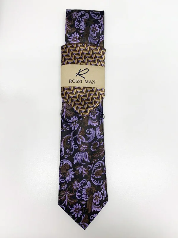 Black/Tan/Lilac Flowers