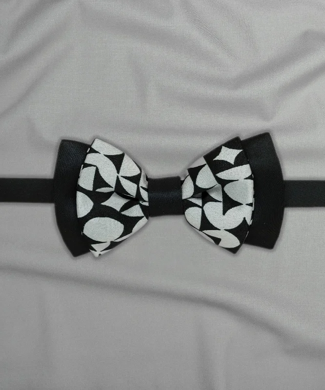 Men's tie for a stylish look-Monochrome Black Geometric Bowtie