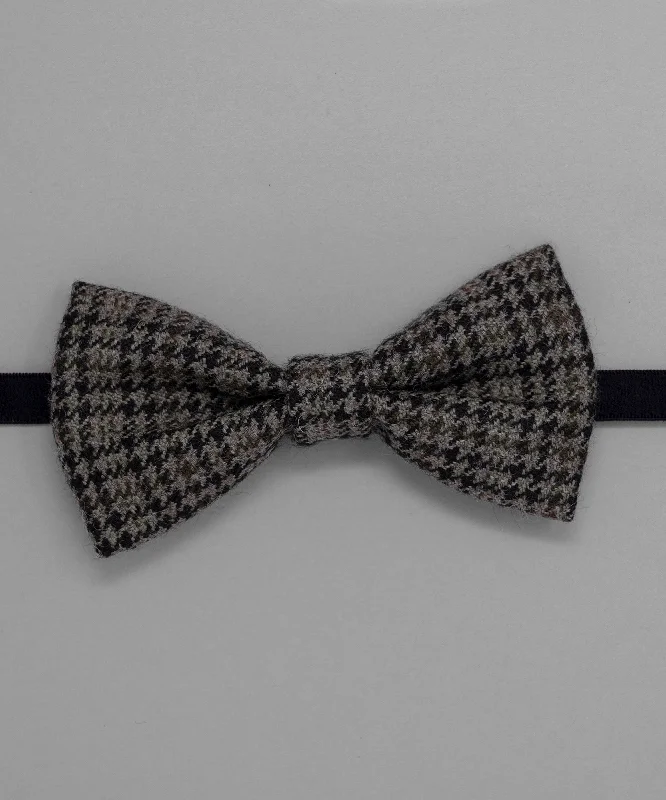 Men's solid color silk tie-Old School Brown Houndstooth Bowtie