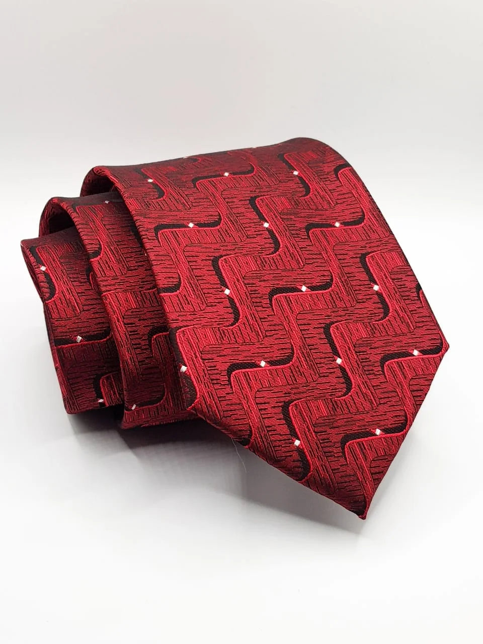 Luxury men's tie-Red & Black Textured Tie with Pocket Square